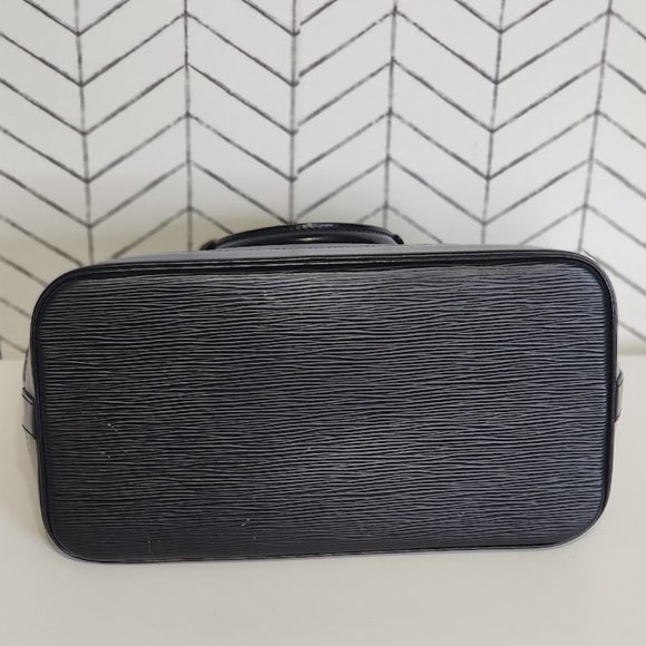 Authentic Pre-Owned Louis Vuitton Black Epi Alma Handbag - Picture 9 of 10